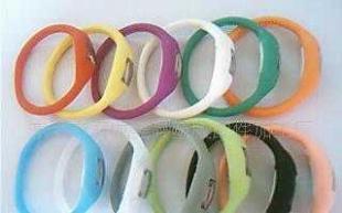 BONVEN意大利高檔編制紋牛皮皮帶 匠心工藝與二手設備轉讓的行業透視