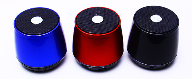 HX-108插卡藍牙音箱 收音機功能與便攜設計的完美融合
